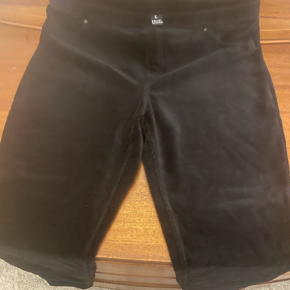 Hue Women’s Velvet Black Pants Size Large